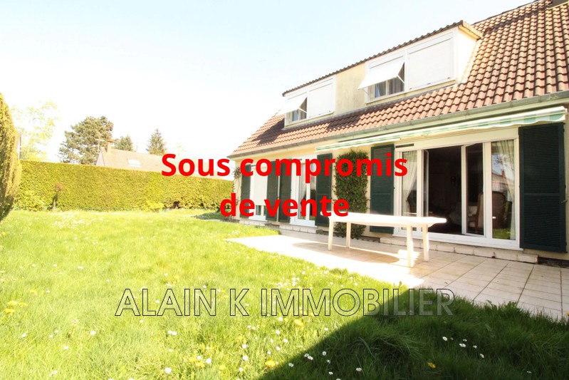 Photo Maison Le Perray-en-Yvelines Secteur pavillonnaire,   achat maison  5 chambres   140&nbsp;m&sup2;