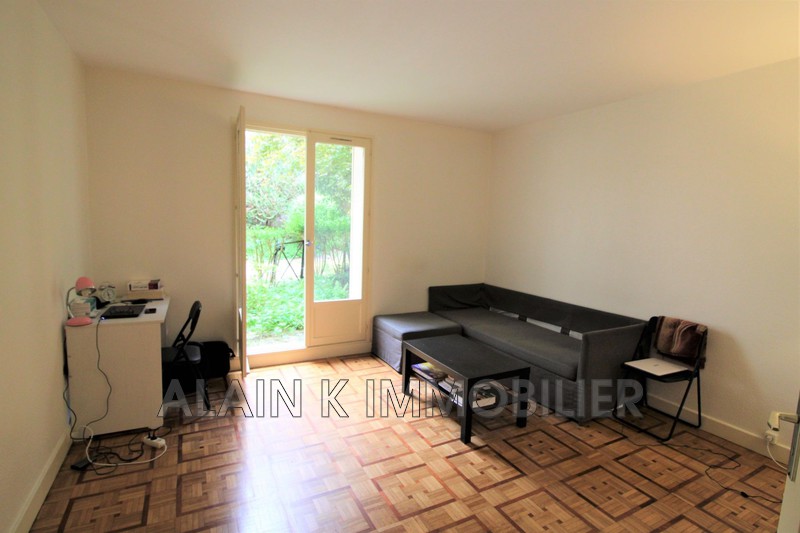 Photo Rez-de-jardin Versailles Centre-ville,   to buy rez-de-jardin  1 room   38&nbsp;m&sup2;