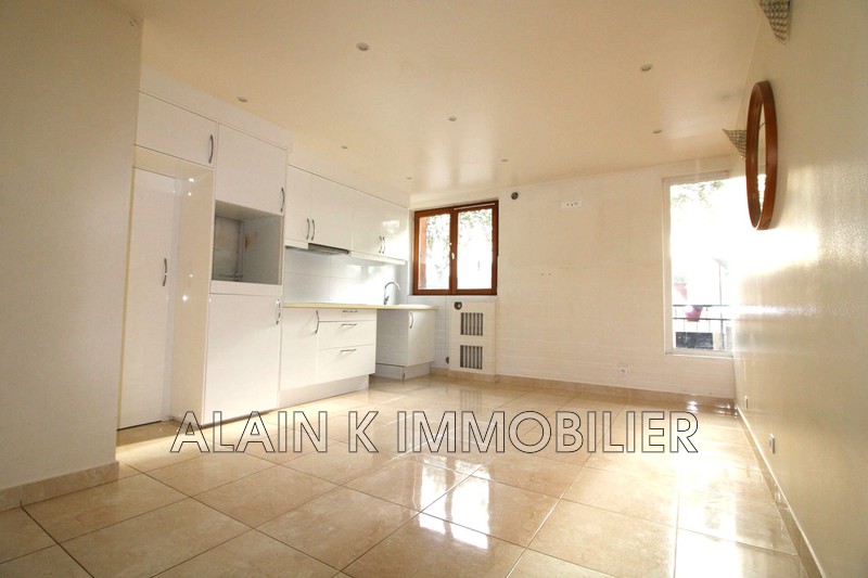 Photo Apartment Viroflay Centre-ville,   to buy apartment  3 room   54&nbsp;m&sup2;
