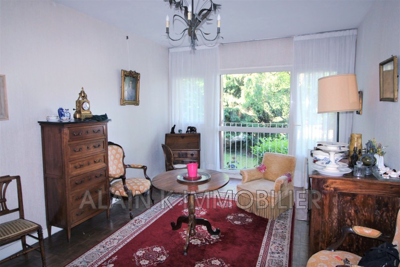 Photo Apartment Chaville Résidentiel,   to buy apartment  3 room   61&nbsp;m&sup2;