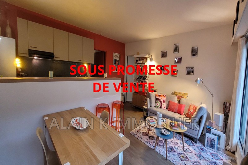 Photo Appartement Paris Centre-ville,   achat appartement  2 pièces   44&nbsp;m&sup2;