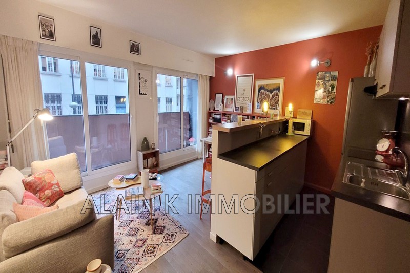 Photo Appartement Paris Centre-ville,   achat appartement  2 pièces   44&nbsp;m&sup2;