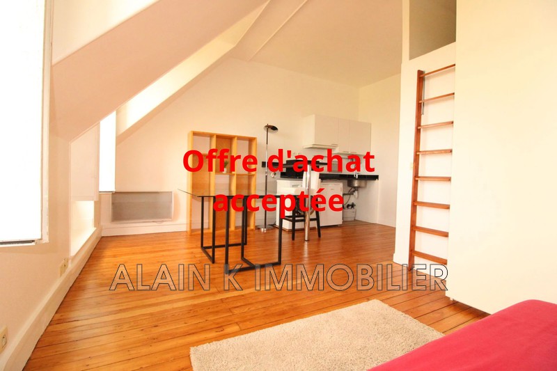 Photo Appartement Versailles Centre-ville,   achat appartement  1 pièce   22&nbsp;m&sup2;