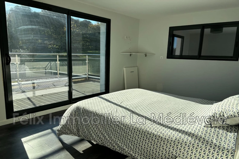 Vente villa contemporaine Sainte-Nathalène  