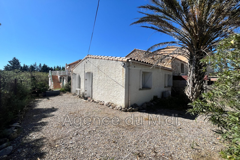 Photo House Lac-Supérieur Caves,   to buy house  2 bedroom   46&nbsp;m&sup2;