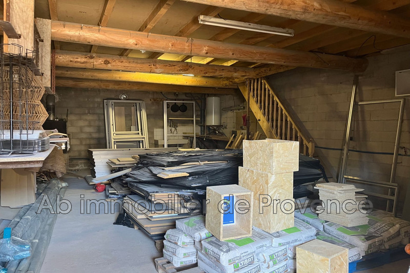 Photo Locaux Saint-Cannat Zone artisanale,  Professionnel locaux   132&nbsp;m&sup2;