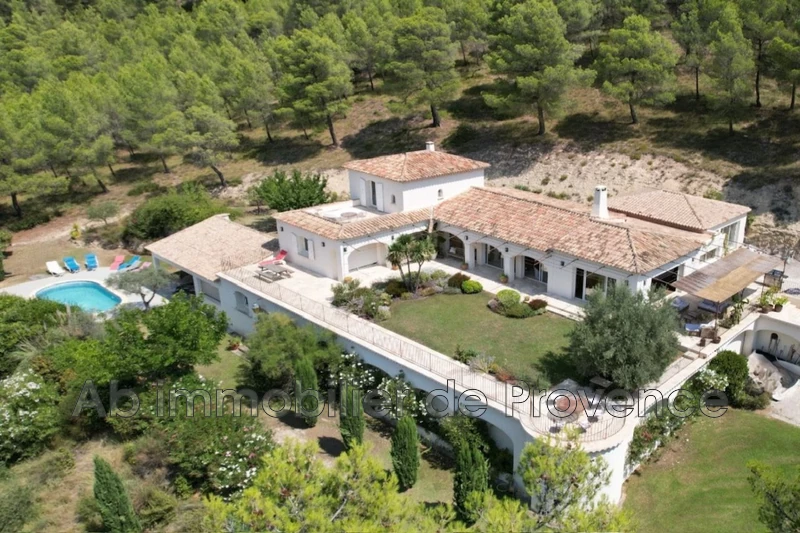 Photo Propriété Rognes Campagne,   achat propriété  7 chambres   372&nbsp;m&sup2;