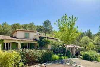 Maison 4 pièces 142 m² · à Rognes · 142 m² · 588 000 €
