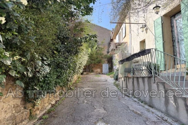 Maison 4 pièces 104 m² · à Rognes · 104 m² · 462 000 €
