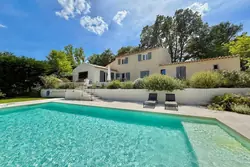 Maison 190 m² · à Lauris · 190 m² · 990 000 €