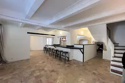 Maison 236 m² · à Lauris · 236 m² · 449 000 €