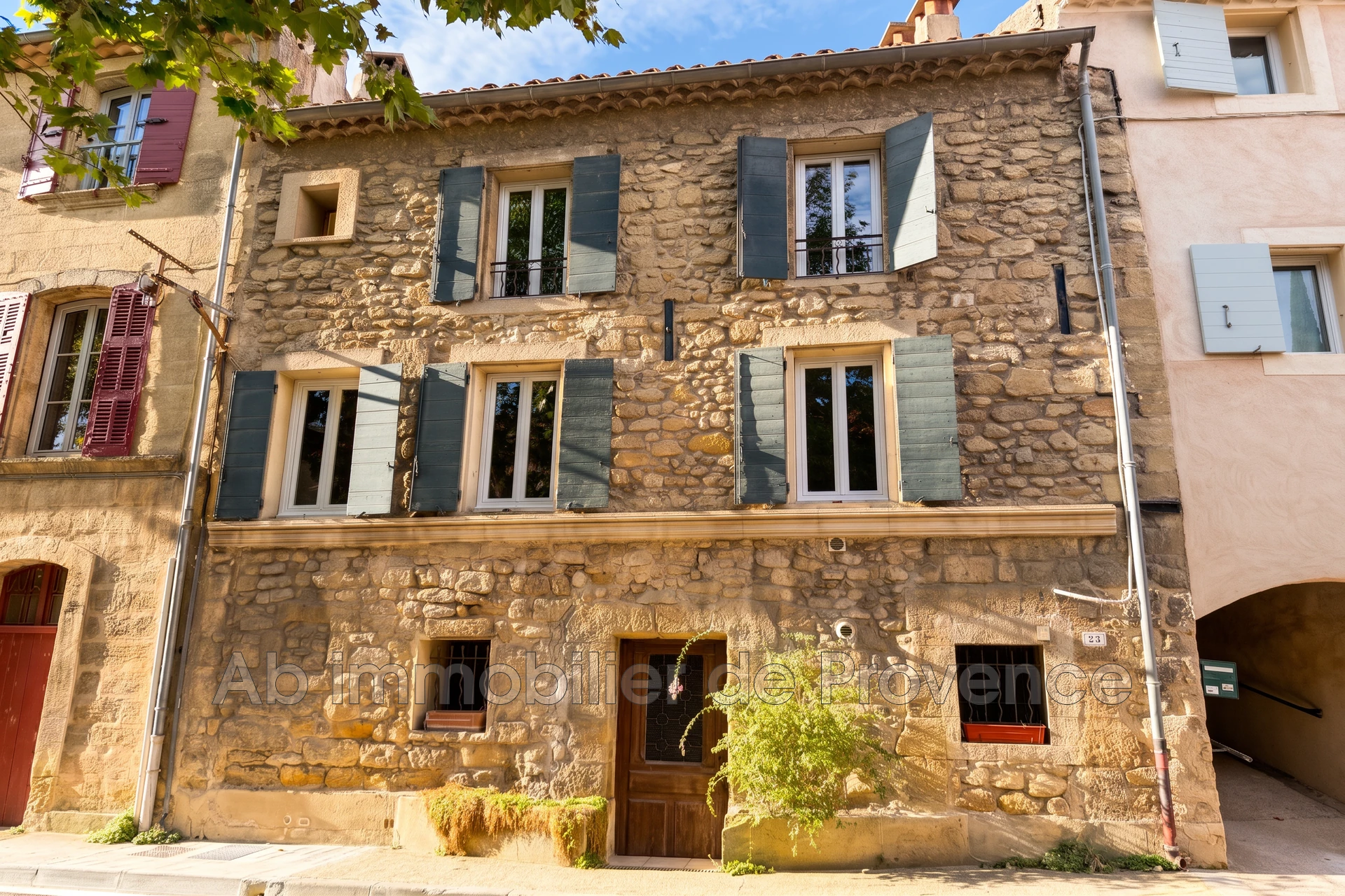 Maison 4 pièces 110 m² · à Rognes · 110 m² · 328 900 €