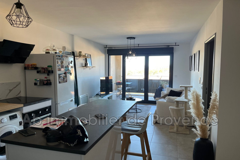 Photo Appartement Rognes Village,   achat appartement  2 pièces   40&nbsp;m&sup2;