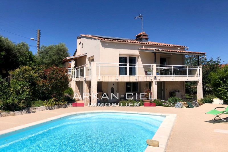 Photo Villa Antibes Centre-ville,   achat villa  4 chambres   199&nbsp;m&sup2;