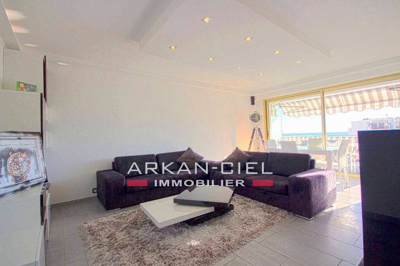 Photo Apartment Juan-les-Pins Centre-ville, to buy apartment 2 rooms 55 m²
