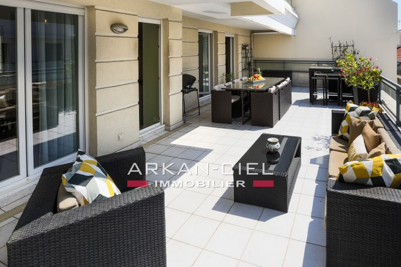 Photo Apartment Antibes Centre-ville, to buy apartment 3 rooms 70 m²