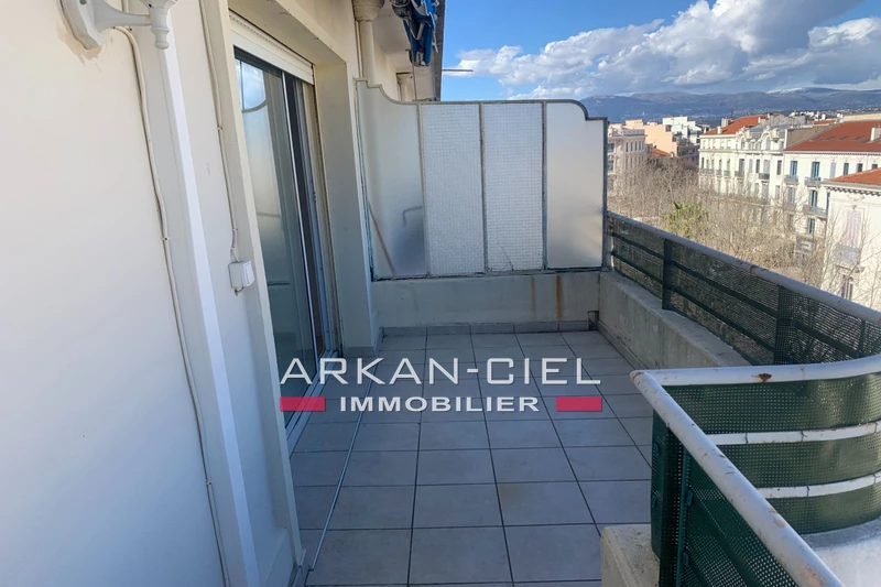 Photo Appartement Antibes Centre-ville,   achat appartement  2 pièces   52&nbsp;m&sup2;