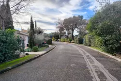 Vente terrain Villeneuve-lès-Avignon  