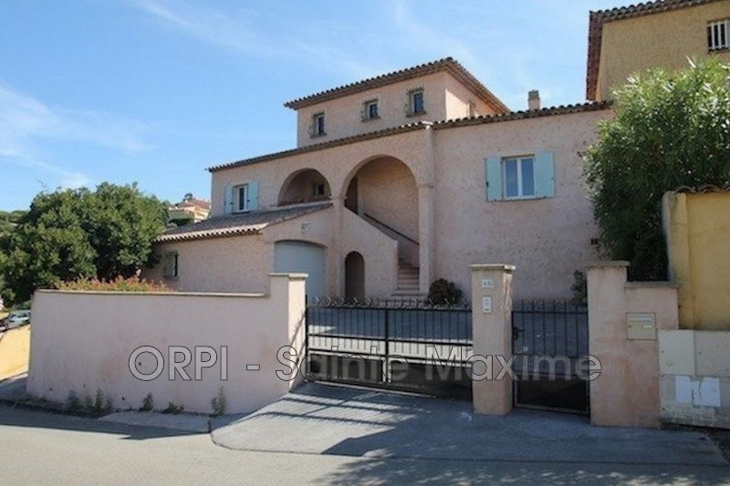 Photo Villa Sainte-Maxime Centre-ville, Location villa 6 chambres 175 m²