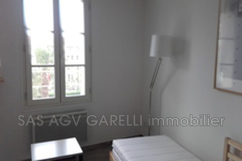 Photo n°2 - Location appartement Toulon 83000 - 445 €