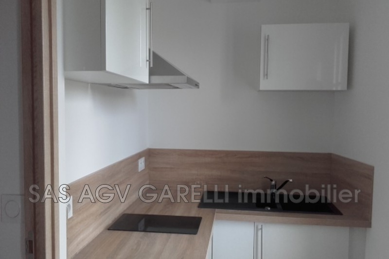 Photo n°1 - Location appartement Toulon 83000 - 445 €