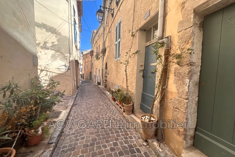 Location appartement Hyères  