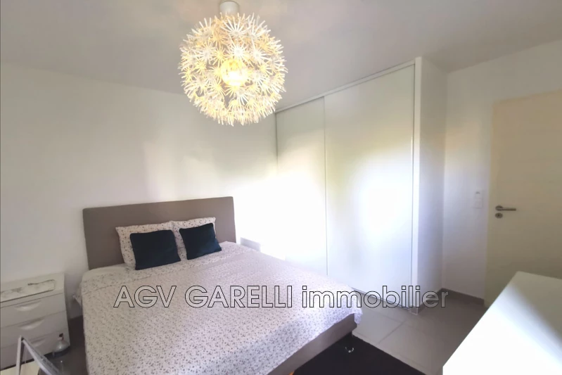 Photo n°4 - Location appartement Hyères 83400 - 810 €