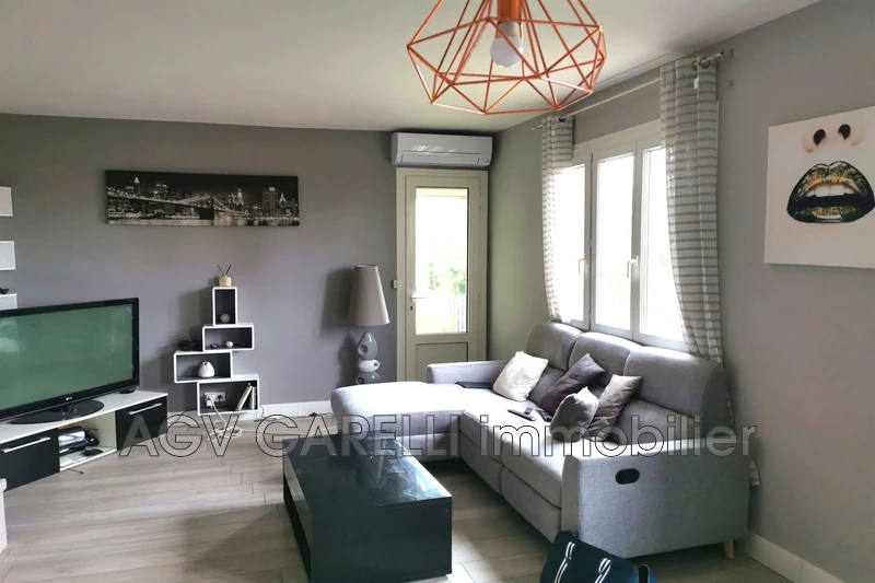 Photo n°2 - Location appartement Toulon 83000 - 917 €
