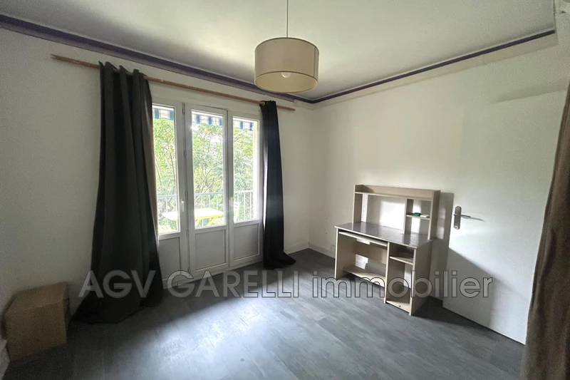 Location appartement Toulon  