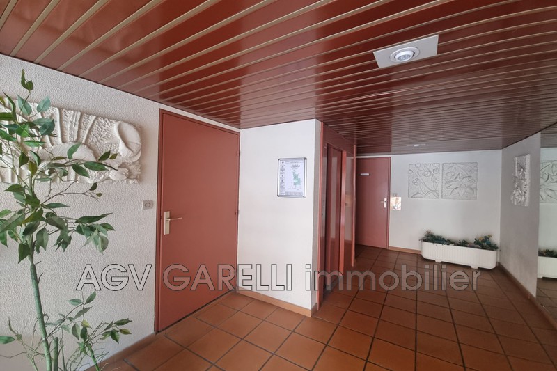 Photo n°6 - Location appartement Hyères 83400 - 530 €