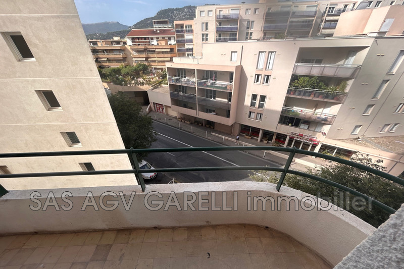 Photo n°2 - Location appartement Toulon 83000 - 640 €