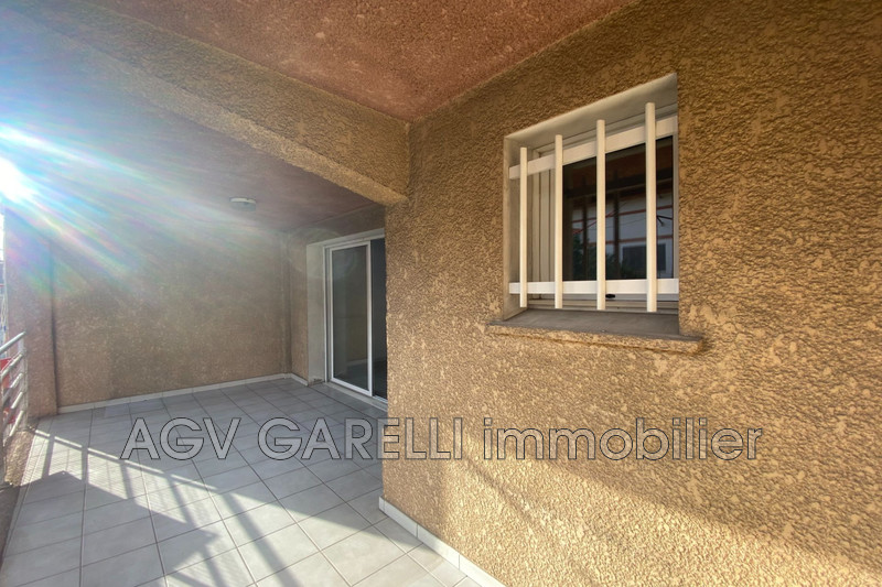Photo n°9 - Location appartement Hyères 83400 - 930 €