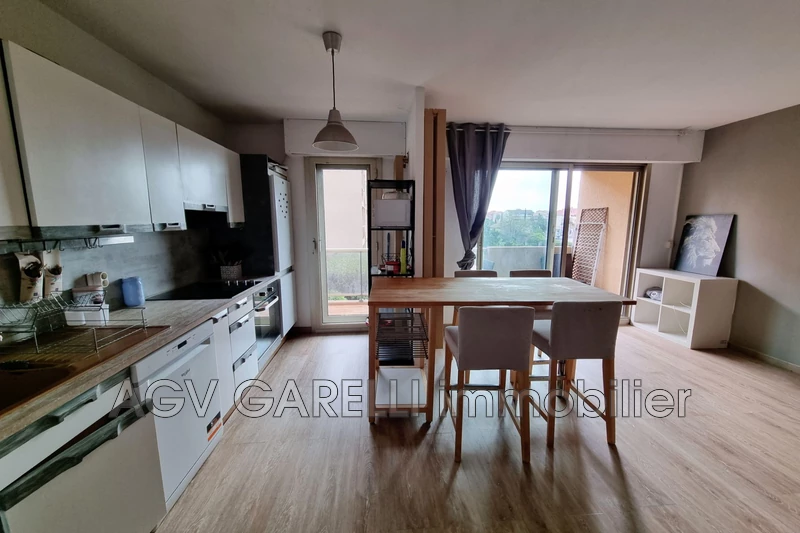 Location appartement Hyères  