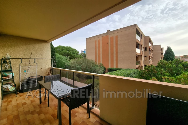 Location appartement Hyères  