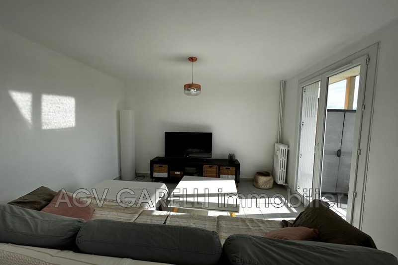 Photo n°3 - Location appartement La Valette-du-Var 83160 - 996 €
