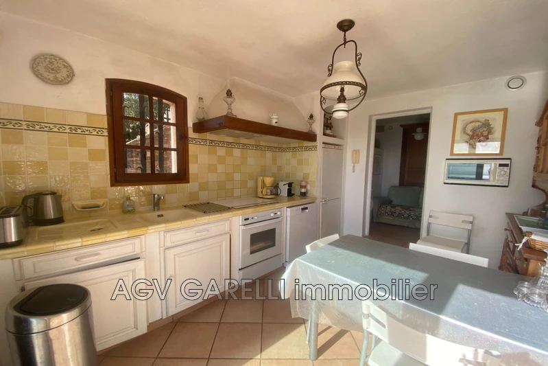 Location rez-de-jardin Hyères  