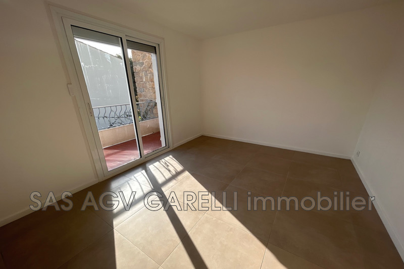 Photo n°15 - Location appartement Sanary-sur-Mer 83110 - 1 370 €