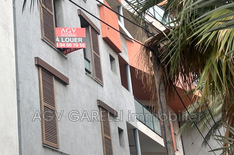 Photo n°17 - Location appartement Hyères 83400 - 1 266 €