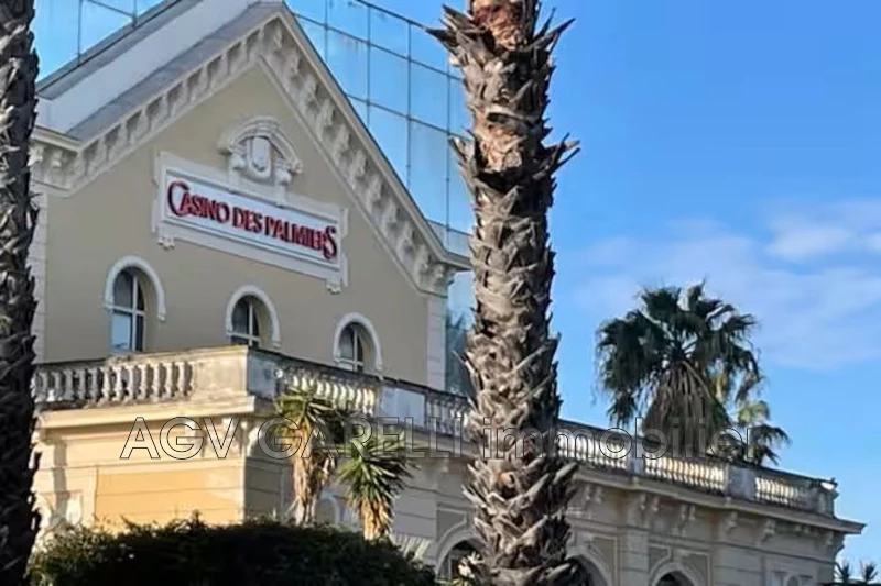 Location appartement Hyères  