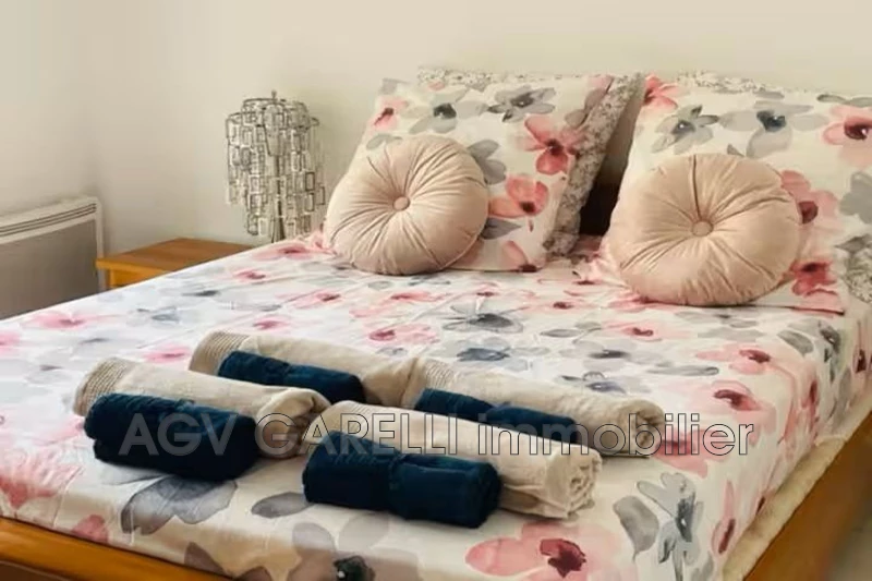 Location appartement Hyères  