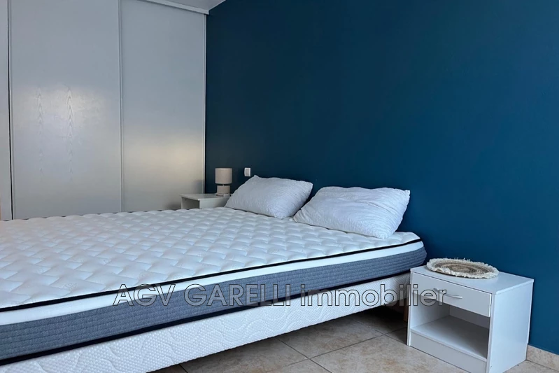 Location appartement Hyères  