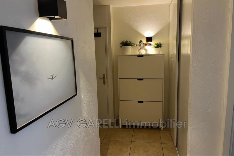Location appartement Hyères  