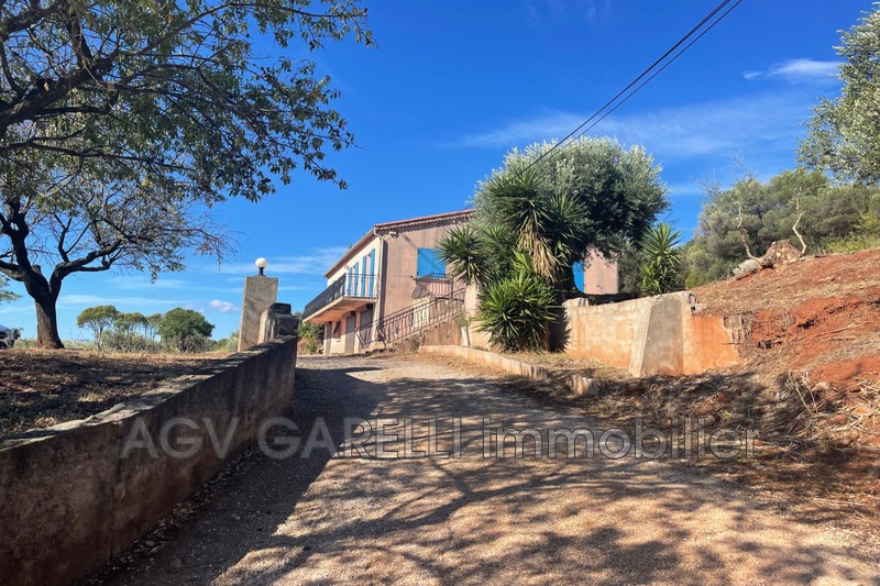 Photo n°5 - Location maison de campagne Puget-Ville 83390 - 1 750 €