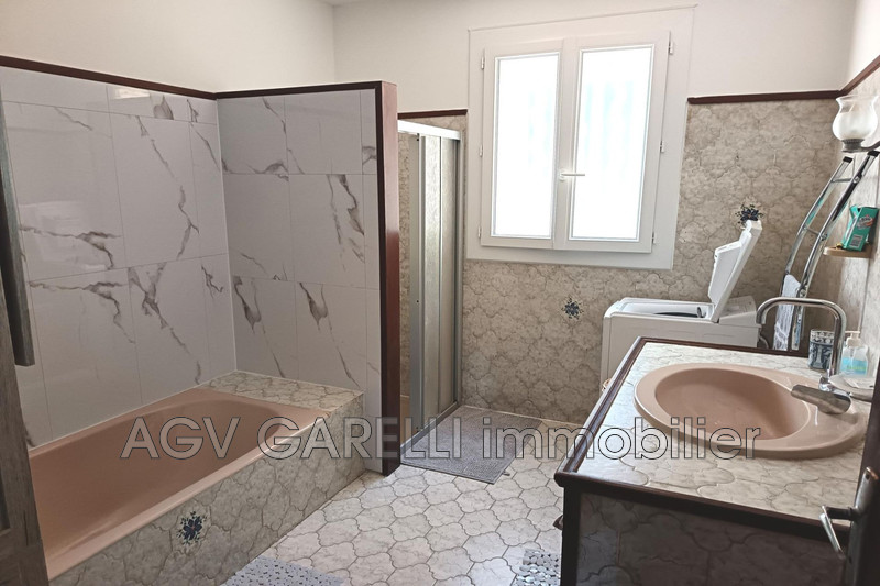 Photo n°9 - Location maison Six-Fours-les-Plages 83140 - 1 350 €
