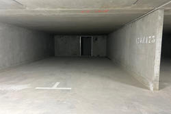 Photos  Garage Parking à louer Hyères 83400
