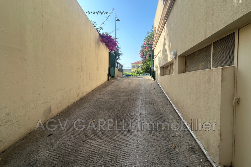 Location garage en sous sol Hyères  