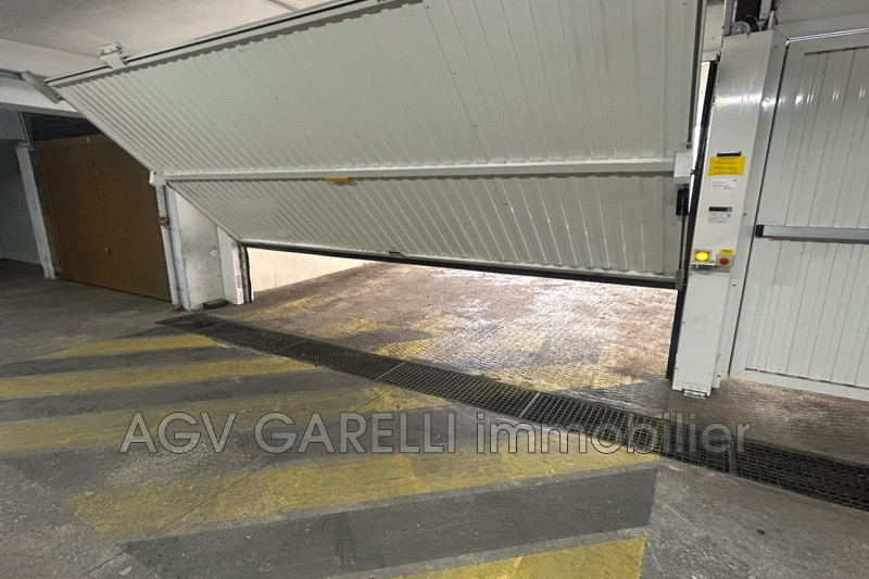Location garage en sous sol Hyères  