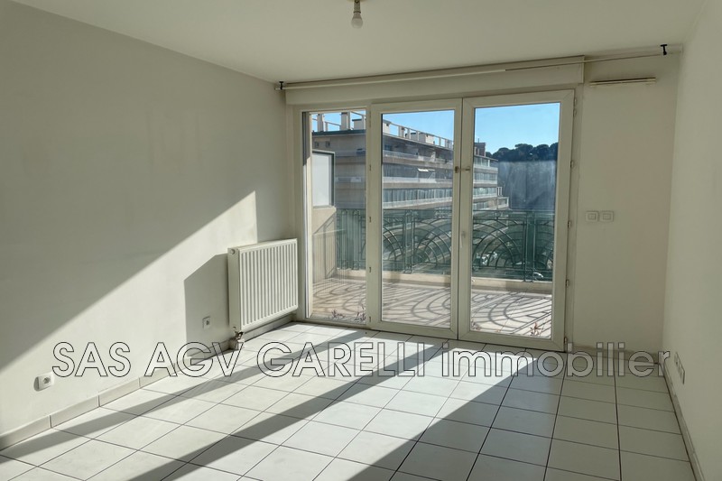 Photo n°2 - Location appartement Toulon 83200 - 800 €