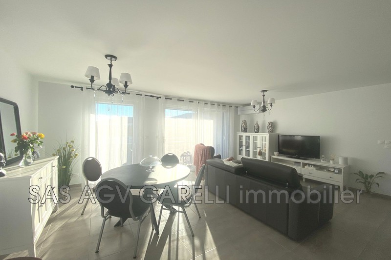 Photo n°2 - Vente appartement Cuers 83390 - 275 000 €