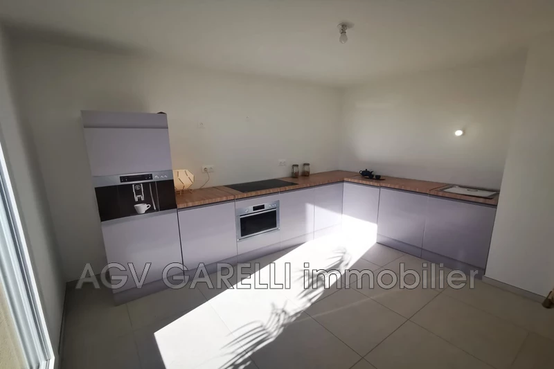 Vente appartement Hyères  